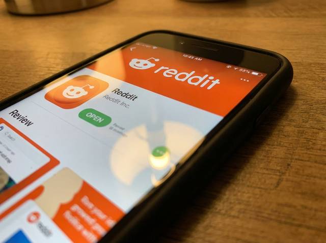 Reddit May Require Human Verification to Fight Bot Accounts